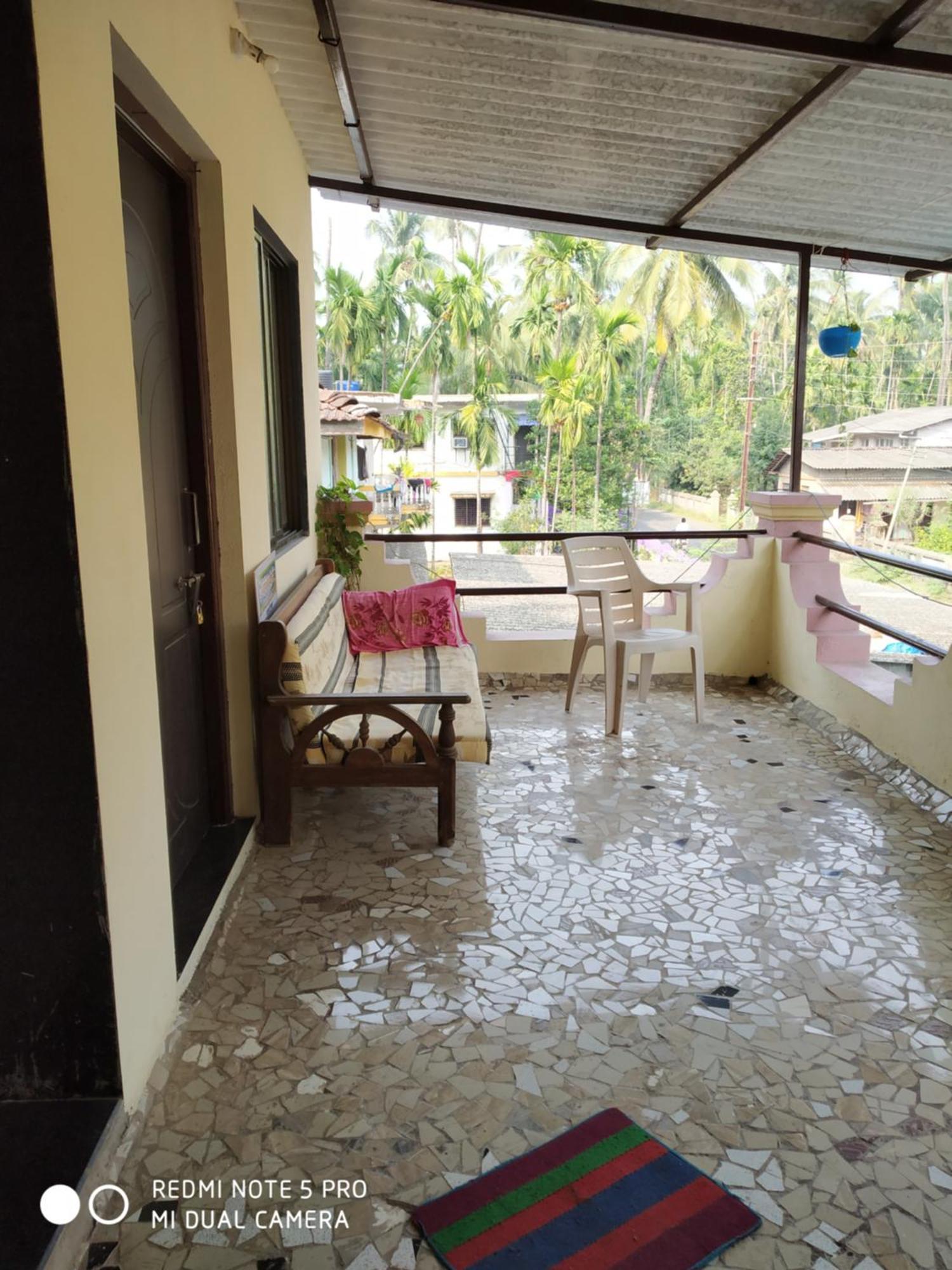 Suvarna Holiday Home Kashid Pokoj fotografie
